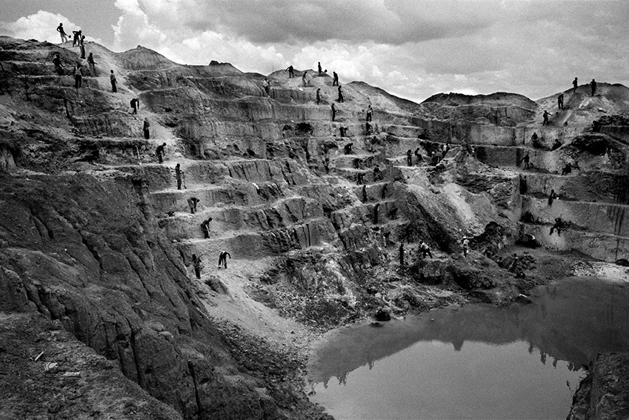 A wide view of a mine.
